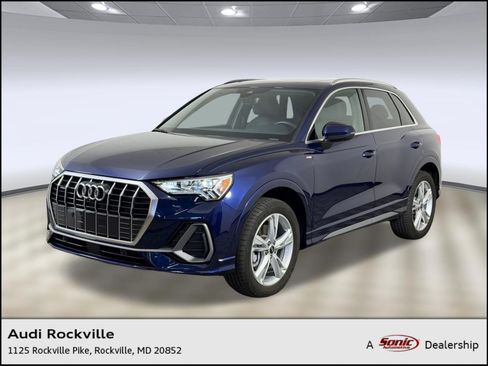 Used 2023 Audi Q3 2.0T Premium Plus w/ Premium Plus Package AWD/4WD image 1