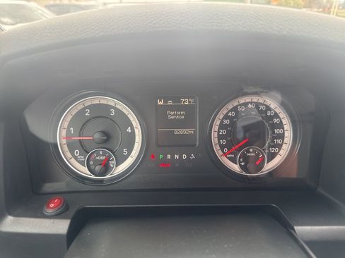 Used 2018 RAM 2500 Tradesman w/ Chrome Appearance Group AWD/4WD image 30
