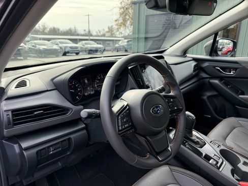 Used 2024 Subaru Crosstrek 2.5i Limited w/ Popular Package #4A image 11