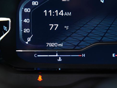 Used 2024 GMC Yukon XL Denali Ultimate AWD/4WD image 39