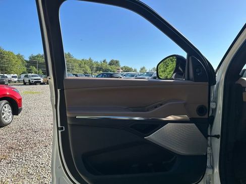 Used 2025 Lincoln Navigator Black Label AWD/4WD image 25