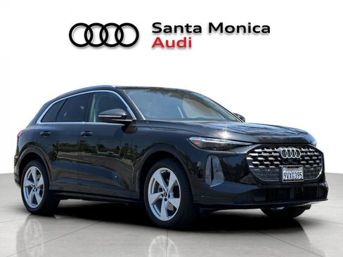 Used 2025 Audi Q5 Prestige AWD/4WD image 9
