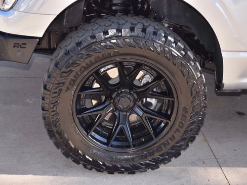 Used 2023 Ford F150 XLT w/ Equipment Group 302A High image 39