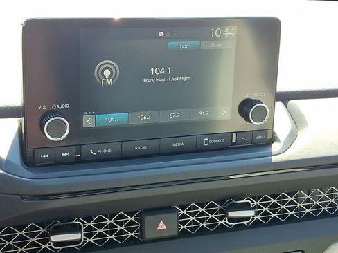 Certified 2023 Honda Accord EX image 17
