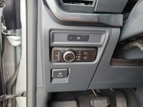 Used 2025 Ford F150 STX image 10