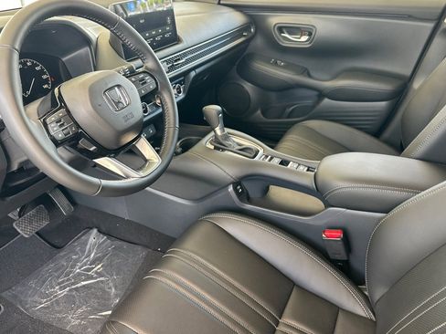 New 2026 Honda HR-V EX-L image 10