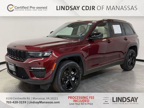 Certified 2025 Jeep Grand Cherokee Limited w/ Luxury Tech Group II AWD/4WD image 5
