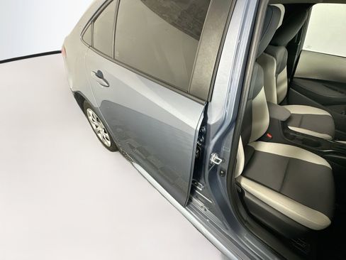 Used 2024 Toyota Corolla LE FWD image 27