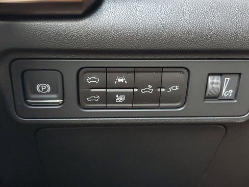 New 2025 GMC Hummer EV 2X image 32