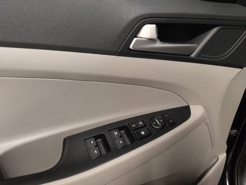 Used 2019 Hyundai Tucson Value w/ Cargo Package image 27