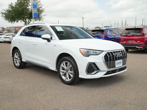 Used 2022 Audi Q3 2.0T Premium AWD/4WD image 3