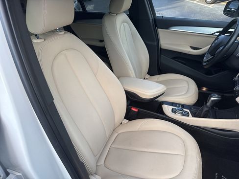 Used 2017 BMW X1 xDrive28i AWD/4WD image 37