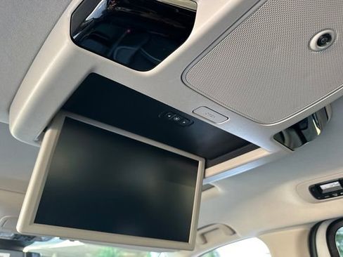 New 2026 Honda Odyssey Touring image 18