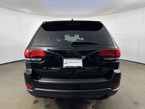 Used 2019 Jeep Grand Cherokee Laredo image 33
