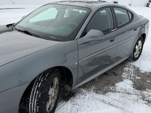 Used 2007 Pontiac Grand Prix Base w/ Sun And Sound Package image 14