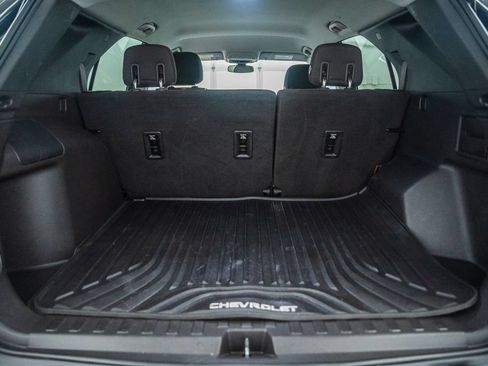 Used 2018 Chevrolet Equinox LT AWD/4WD image 11