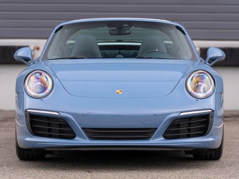 Used 2017 Porsche 911 Targa 4S AWD/4WD image 3