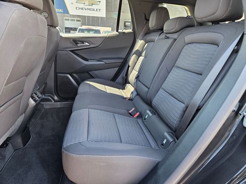 Used 2026 Chevrolet Equinox LT AWD/4WD image 27