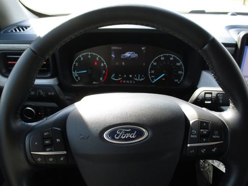 Certified 2024 Ford Maverick XLT w/ XLT Luxury Package image 17