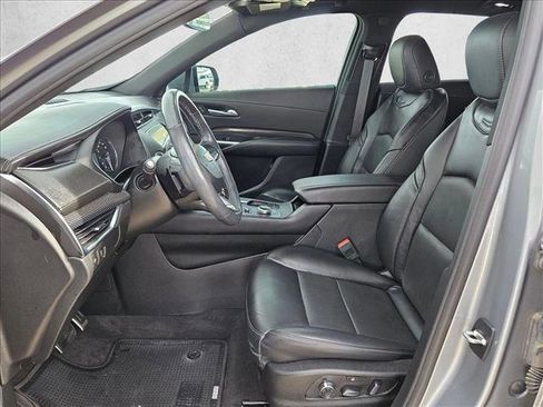 Used 2023 Cadillac XT4 Sport image 17