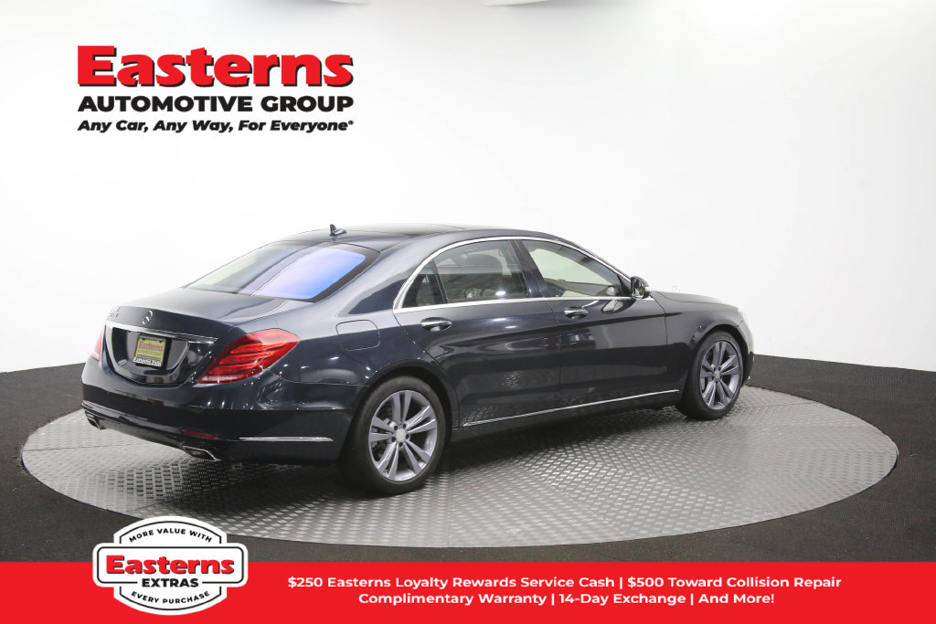 Used 2017 Mercedes-Benz S 550 4MATIC Sedan w/ Premium Package image 45