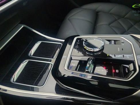 Used 2026 BMW 740i RWD image 48