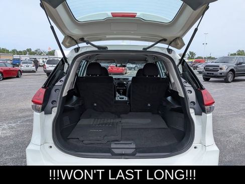 Used 2019 Nissan Rogue SV FWD image 21
