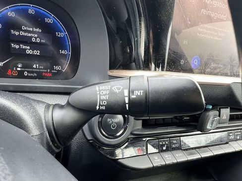 Certified 2023 Toyota Crown XLE image 26