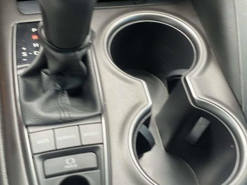 Used 2022 Toyota Camry XSE w/ Navigation Package FWD image 27