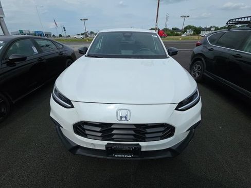 Certified 2026 Honda HR-V Sport image 2