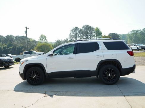 Used 2018 GMC Acadia SLT image 17