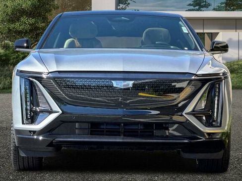 New 2026 Cadillac Lyriq Signature Sport w/ Nappa Leather Package image 9