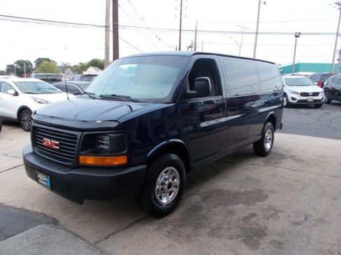 Used 2007 GMC Savana 2500 w/ Power and Light Package image 6