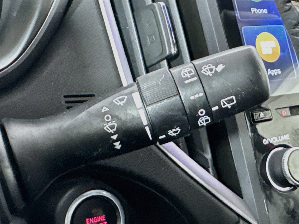 Used 2019 Subaru Crosstrek 2.0i Limited w/ Moonroof Package w/Navigation AWD/4WD image 13