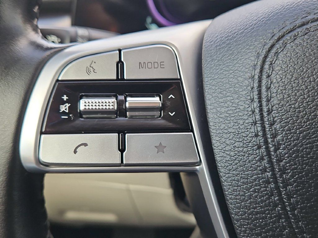 Used 2025 Kia Telluride S FWD image 21