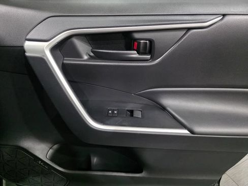 Used 2024 Toyota RAV4 LE AWD/4WD image 13