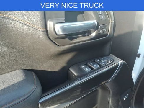 Used 2021 GMC Sierra 1500 AT4 w/ AT4 Preferred Package AWD/4WD image 11