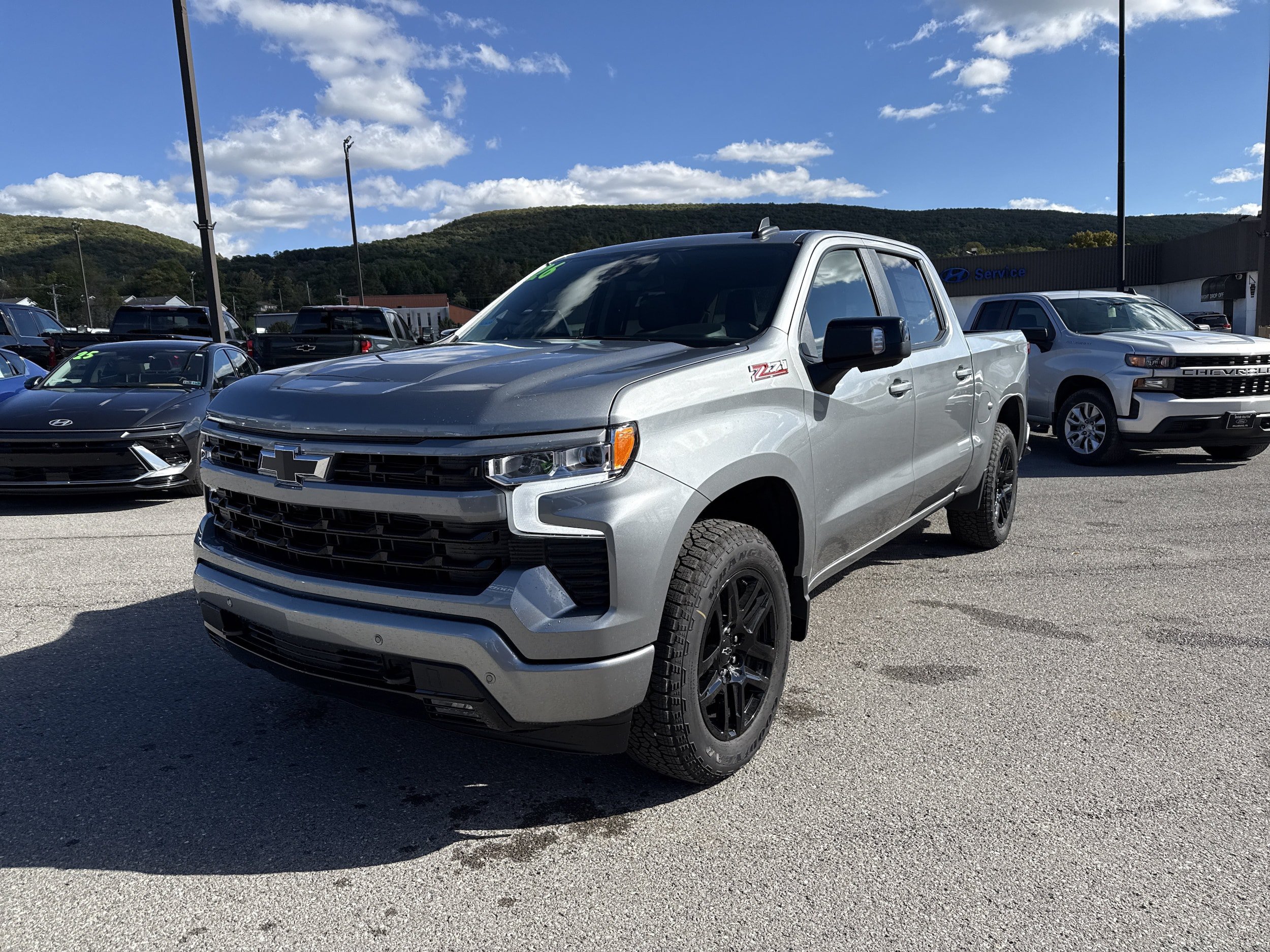 New 2026 Chevrolet Silverado 1500 RST w/ RST All Star Premium Package AWD/4WD image 8