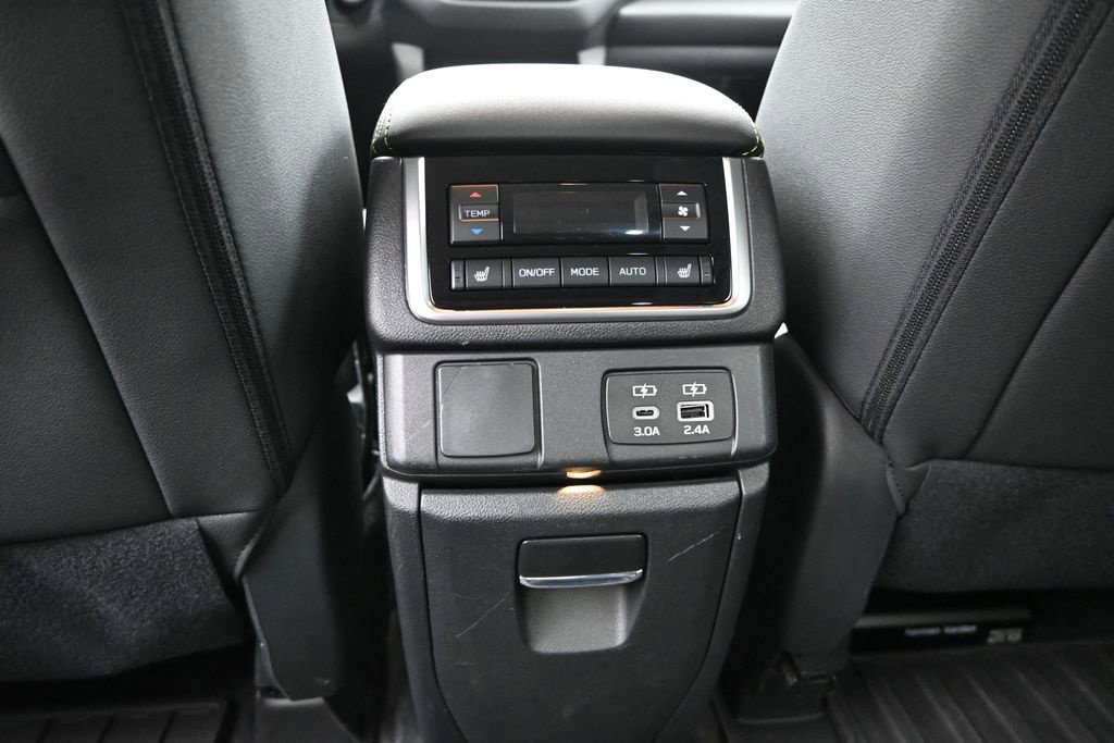 Used 2024 Subaru Ascent Onyx Edition Limited AWD/4WD image 23