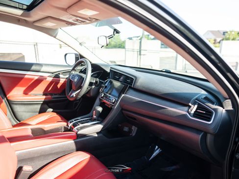 Used 2018 Honda Civic EX image 13