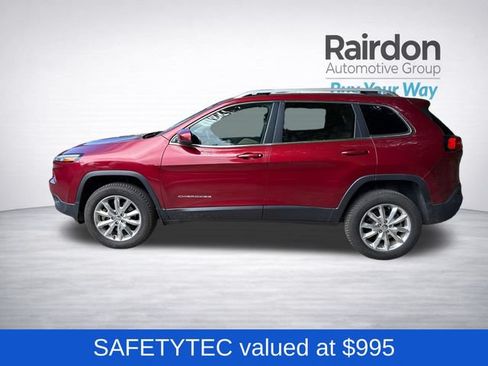 Used 2015 Jeep Cherokee Limited w/ Luxury Group AWD/4WD image 4