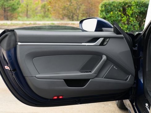 Used 2020 Porsche 911 Carrera 4S image 29