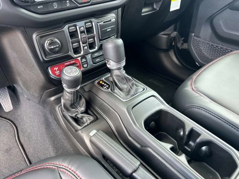 New 2026 Jeep Gladiator Rubicon image 24