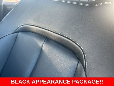 Used 2023 Jeep Grand Cherokee Limited w/ Black Appearance Package image 41