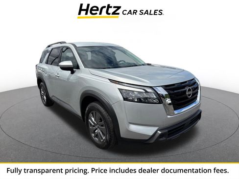 Used 2025 Nissan Pathfinder SV FWD image 1