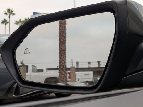 New 2025 Hyundai Elantra Limited image 15