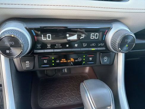 Certified 2025 Toyota RAV4 Limited FWD image 22
