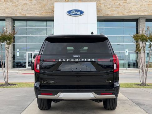Used 2026 Ford Expedition Max Platinum AWD/4WD image 19