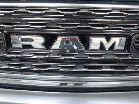 Used 2019 RAM 1500 Limited image 31