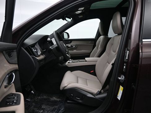 New 2026 Volvo XC90 T8 Ultra w/ Protection Package Premier AWD/4WD image 21
